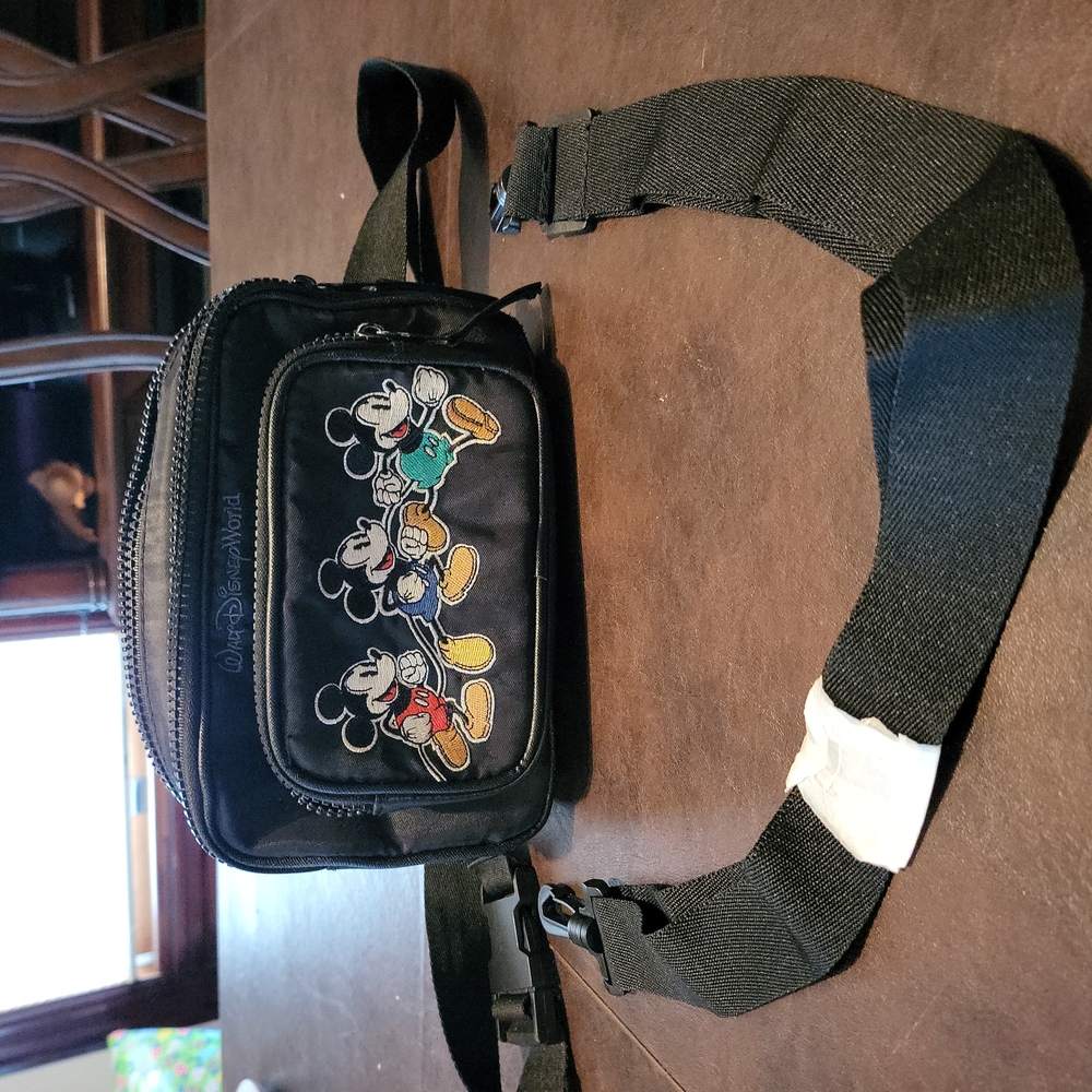 Disney Hip Pack Bag - Timeless Mickey Mouse